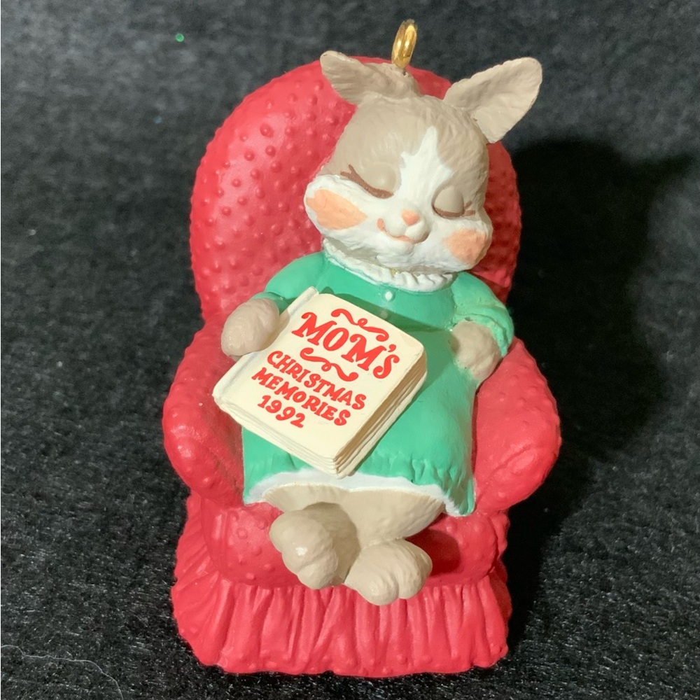 Hallmark Keepsake Mom 1992 Ornament No Hallmark Box